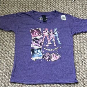 BNWT Netflix Kpop Demon Hunters Purple Kids Gildan Short Sleeve T-Shirt